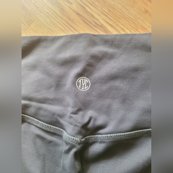 Gray TYC Leggings - Picture 2 of 3